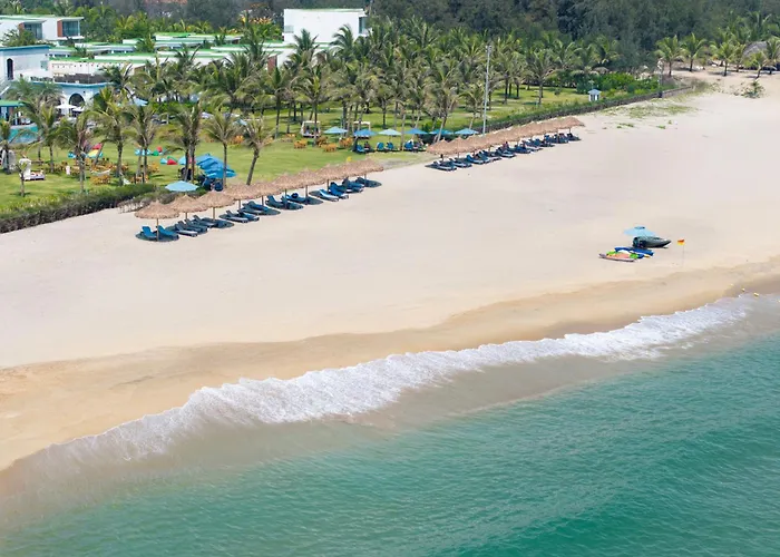 Wyndham Hoi An Royal Beachfront Resort & Villas
