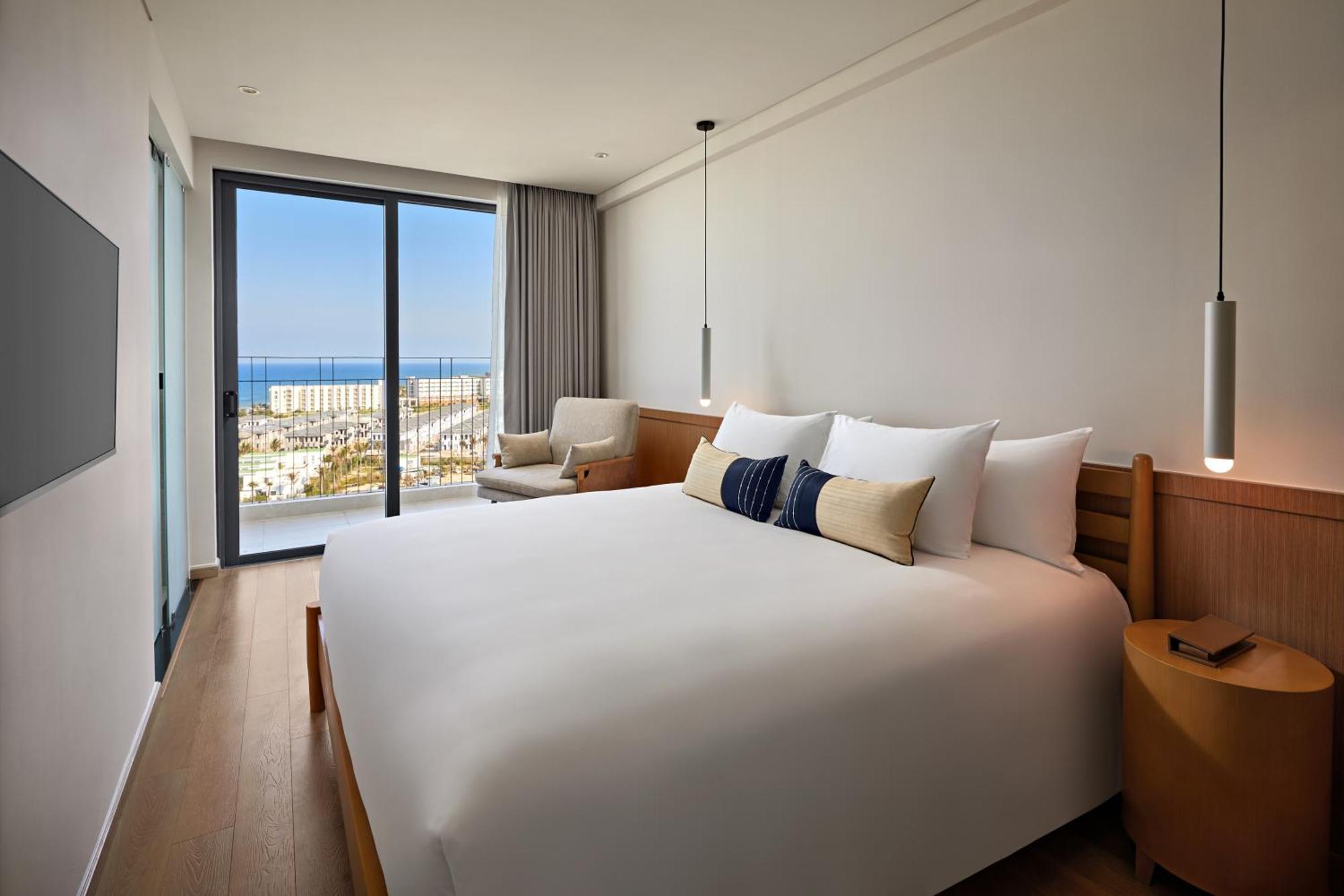 Wyndham Hoi An Royal Beachfront & An Ban