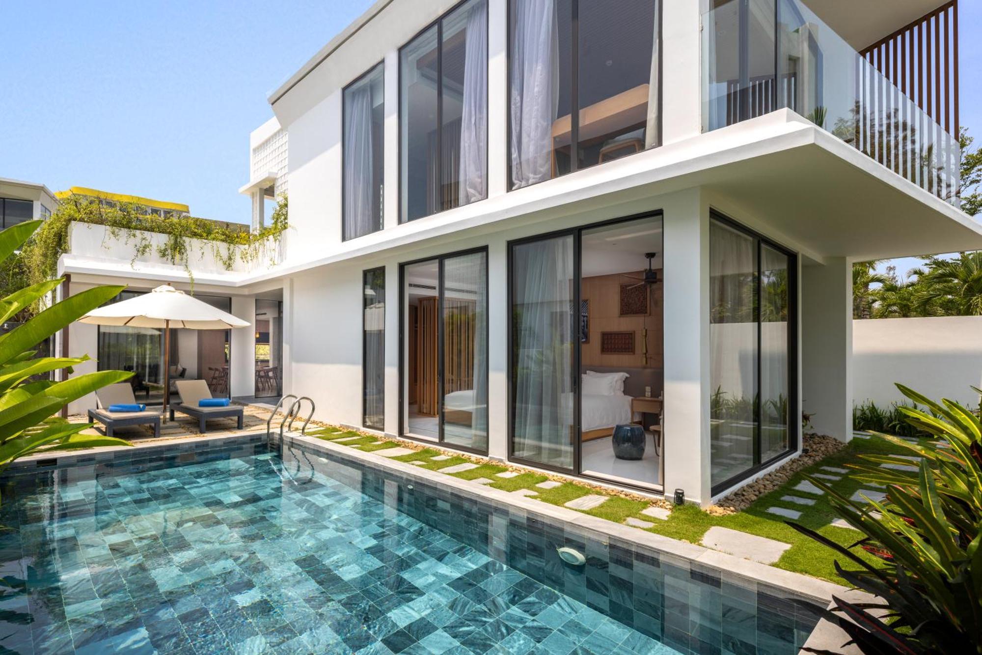 Resort Wyndham Hoi An Royal Beachfront & An Ban