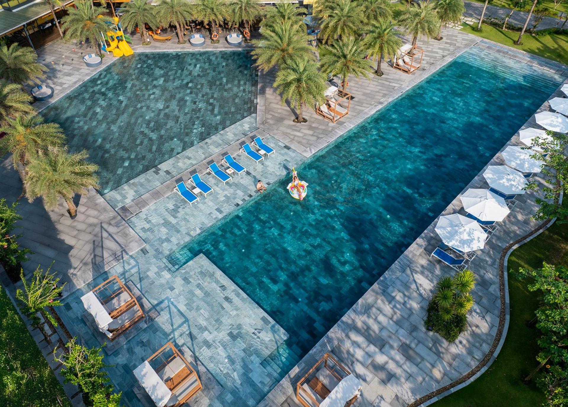 Wyndham Hoi An Royal Beachfront & Resort 5*